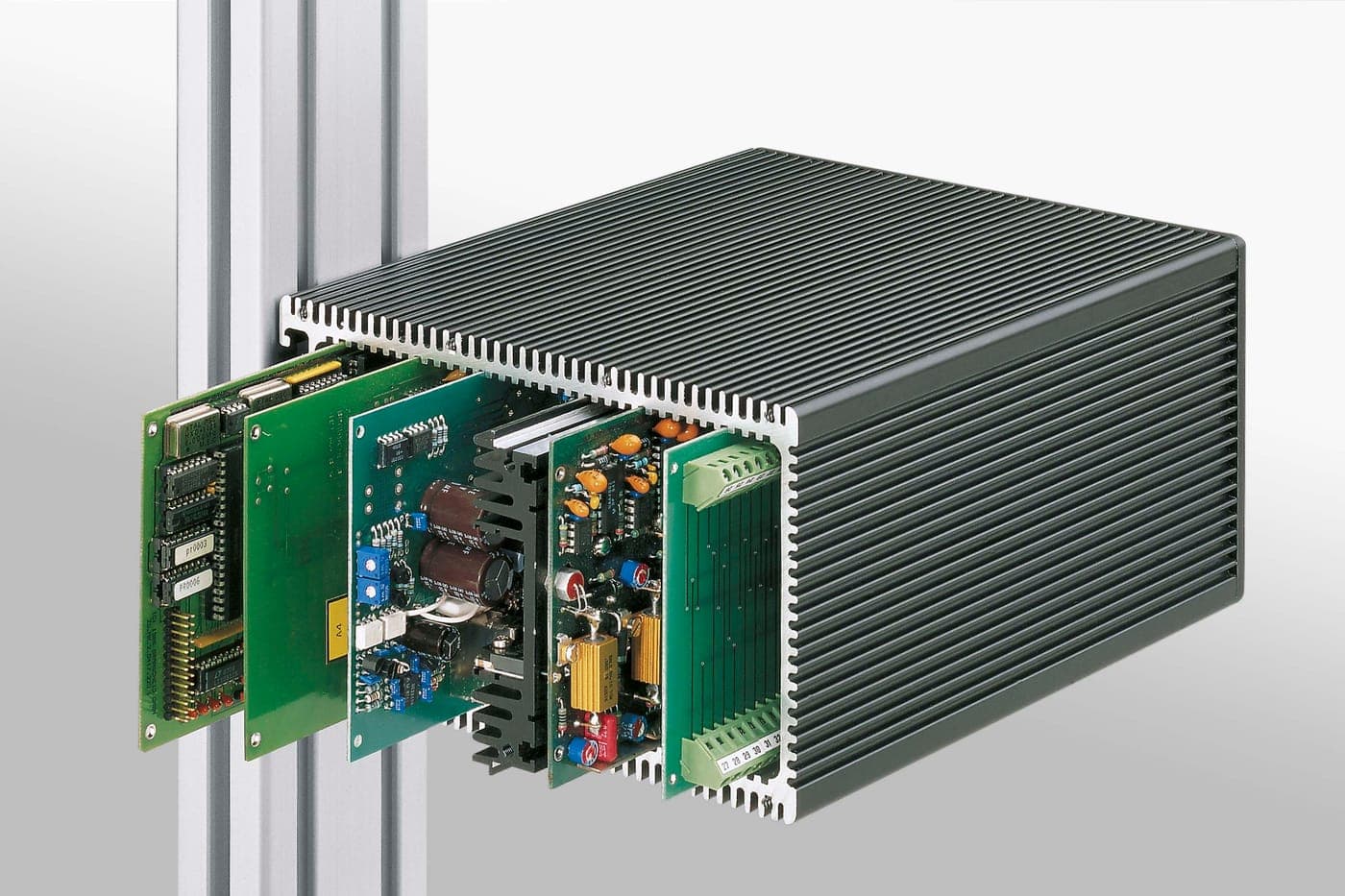 PCB & module cases — Electronic enclosure profiles application