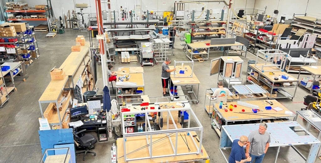 Assembly & workstations — Industrial T-slot profiles application