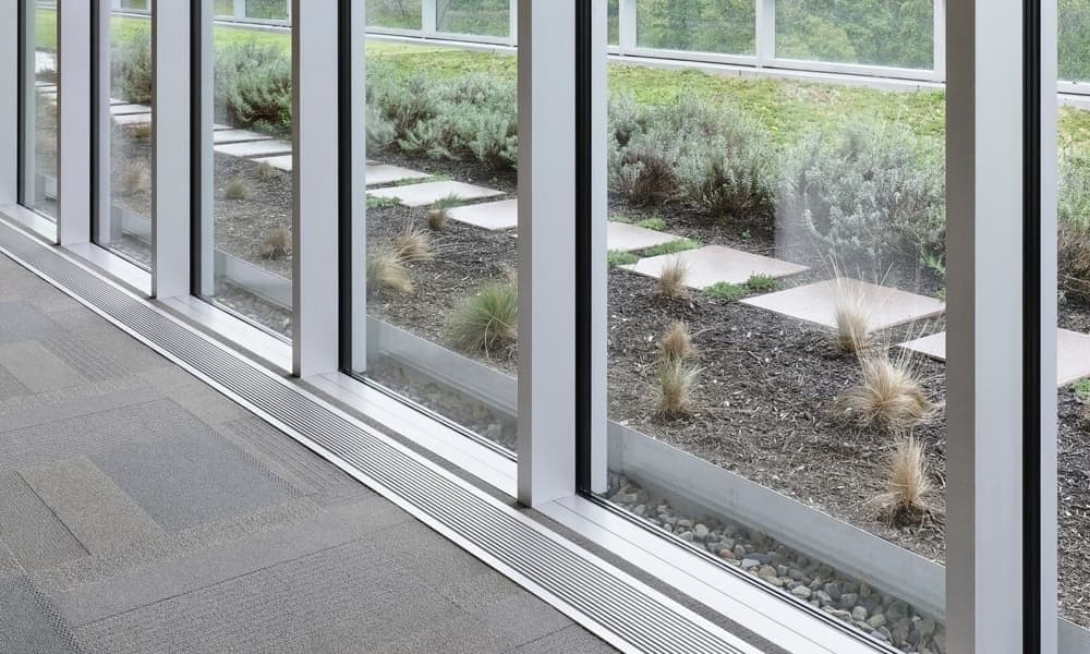 Window systems — Thermal-break profiles application