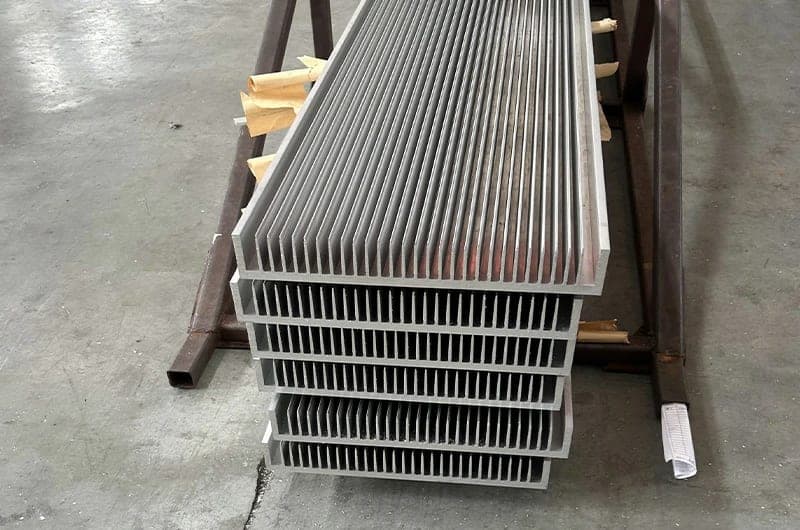 Industrial equipment — Heat sinks application